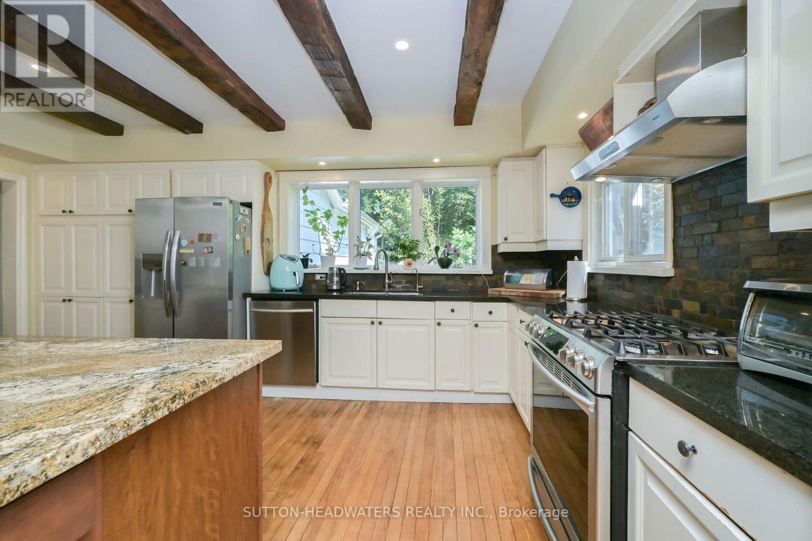 14427 Creditview Road, Caledon, Ontario  L7C 1N3 - Photo 4 - W13596664