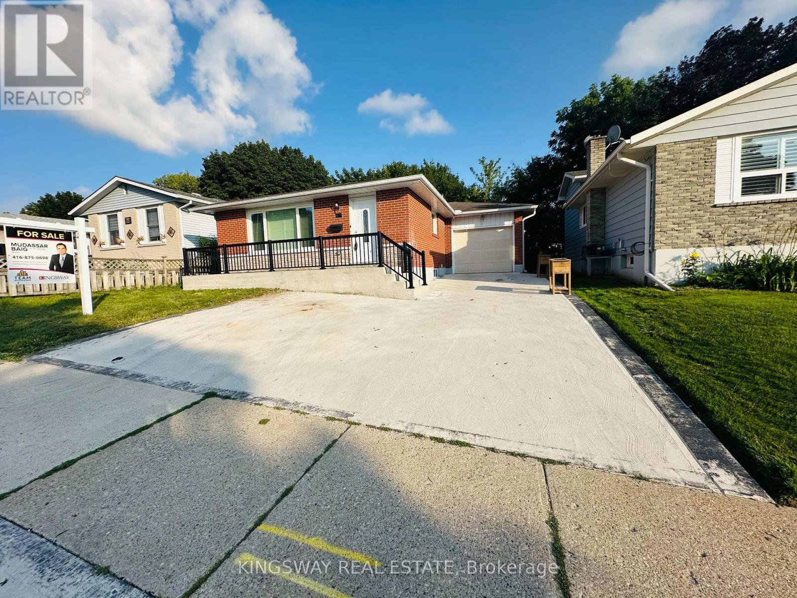 35 SILVER ASPEN CRESCENT, Kitchener, Ontario