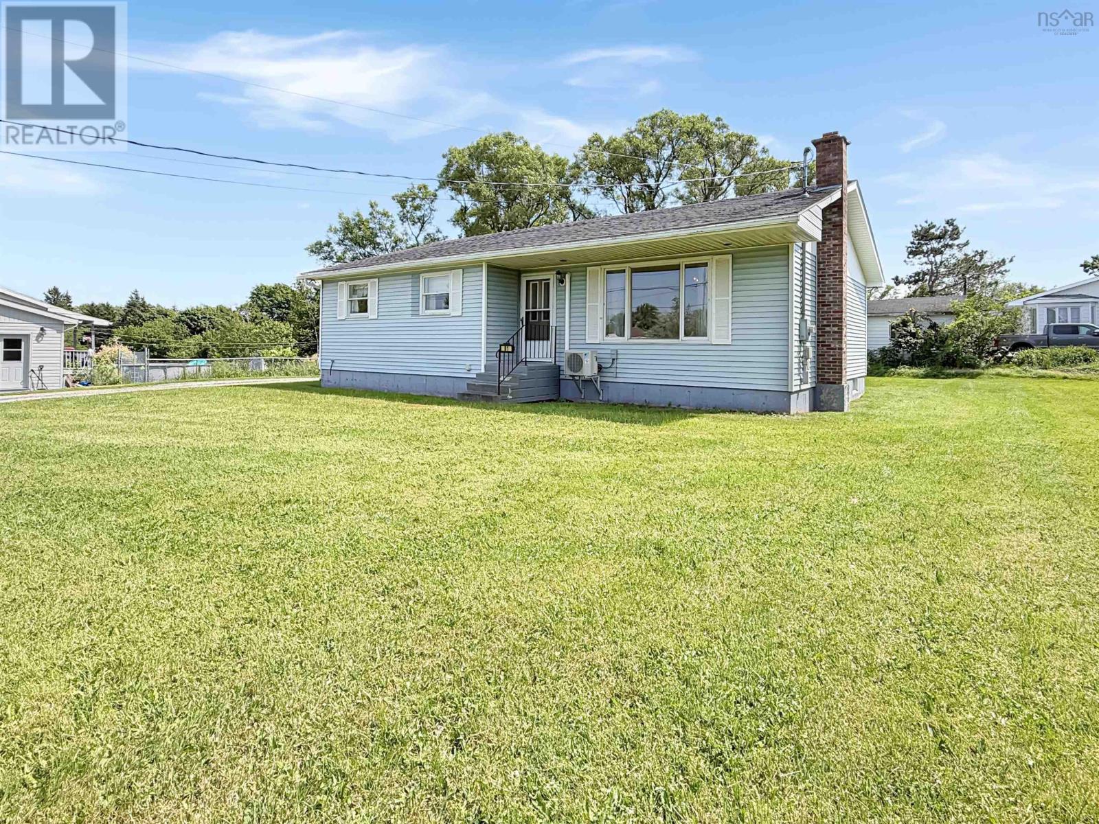 81 Acadia Avenue, Stellarton, Nova Scotia