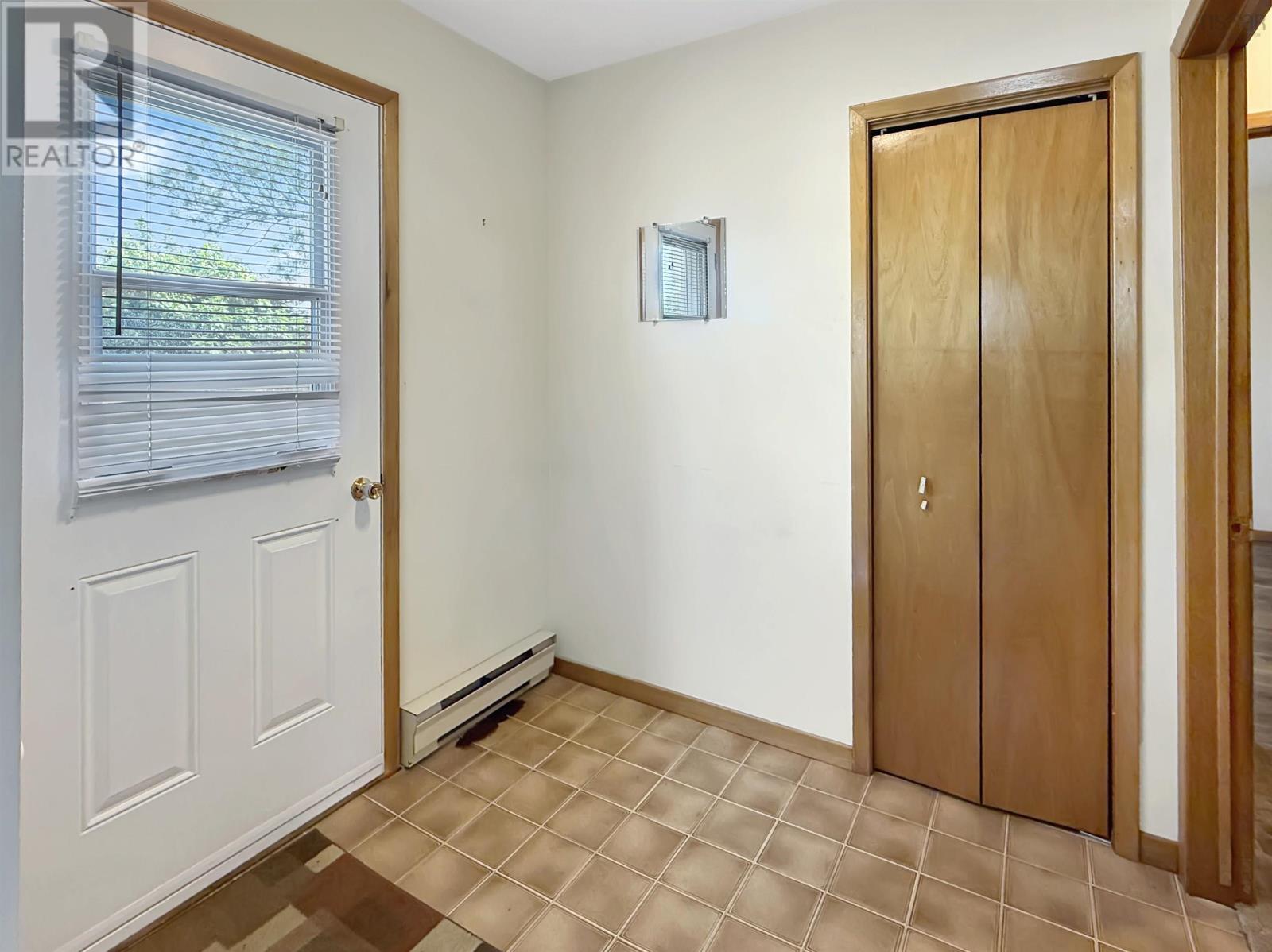 81 Acadia Avenue, Stellarton, Nova Scotia  B0K 1S0 - Photo 3 - 202617239