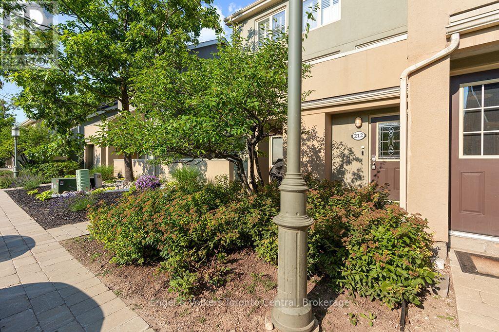 212 - 107 Wintergreen Place, Blue Mountains, Ontario  L9Y 0P8 - Photo 4 - X13654070