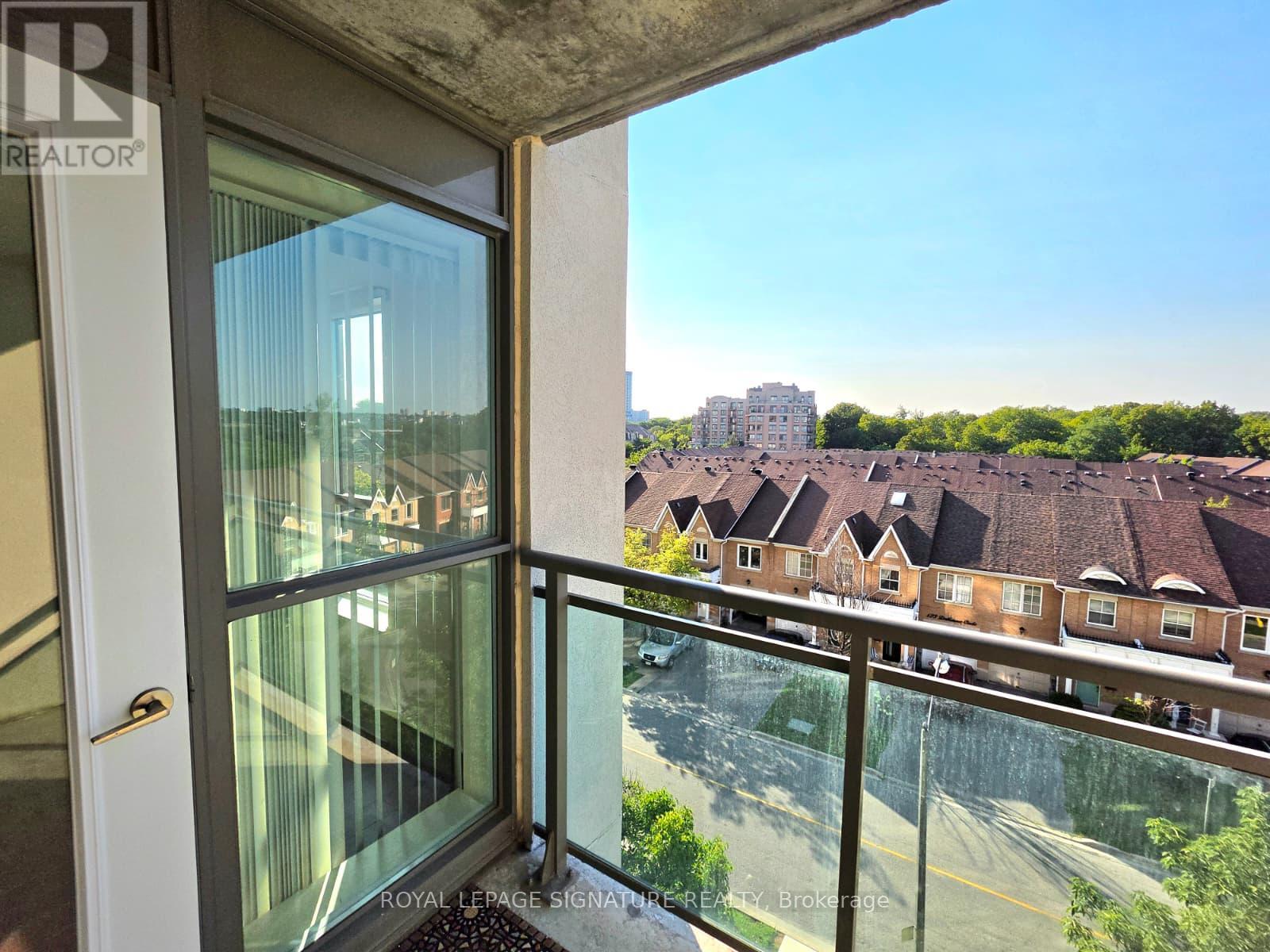 504 - 120 Dallimore Circle, Toronto, Ontario  M3C 4J1 - Photo 15 - C13654098
