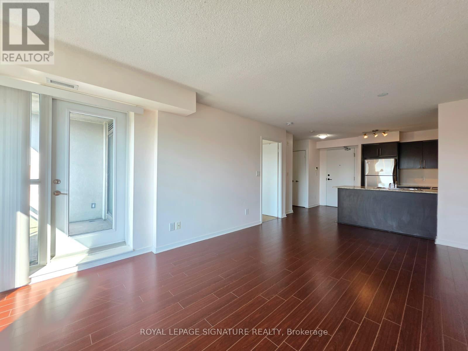 504 - 120 Dallimore Circle, Toronto, Ontario  M3C 4J1 - Photo 6 - C13654098