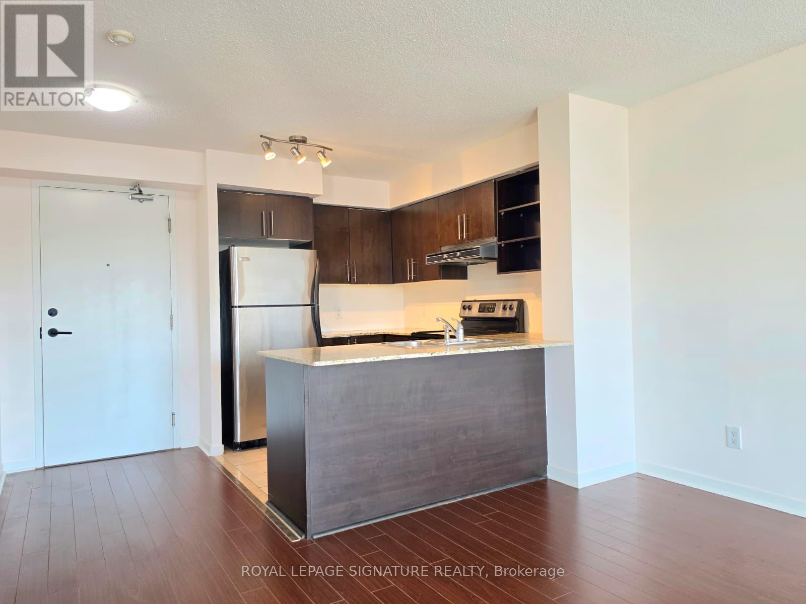 504 - 120 Dallimore Circle, Toronto, Ontario  M3C 4J1 - Photo 9 - C13654098