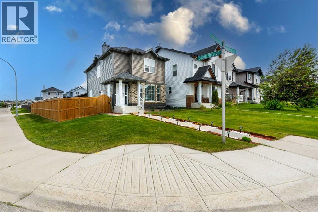 2 Saddlefield Crescent NE, Calgary, Alberta  T3J 4Z6 - Photo 2 - A2320886
