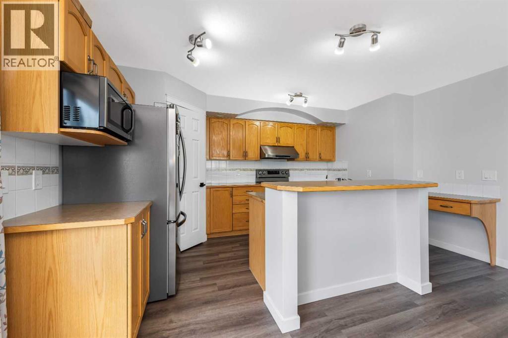 2 Saddlefield Crescent NE, Calgary, Alberta  T3J 4Z6 - Photo 9 - A2320886
