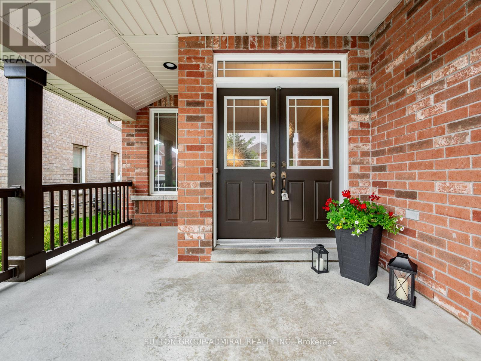 23 Kerr Lane, Aurora, Ontario  L4G 0E5 - Photo 5 - N13654034