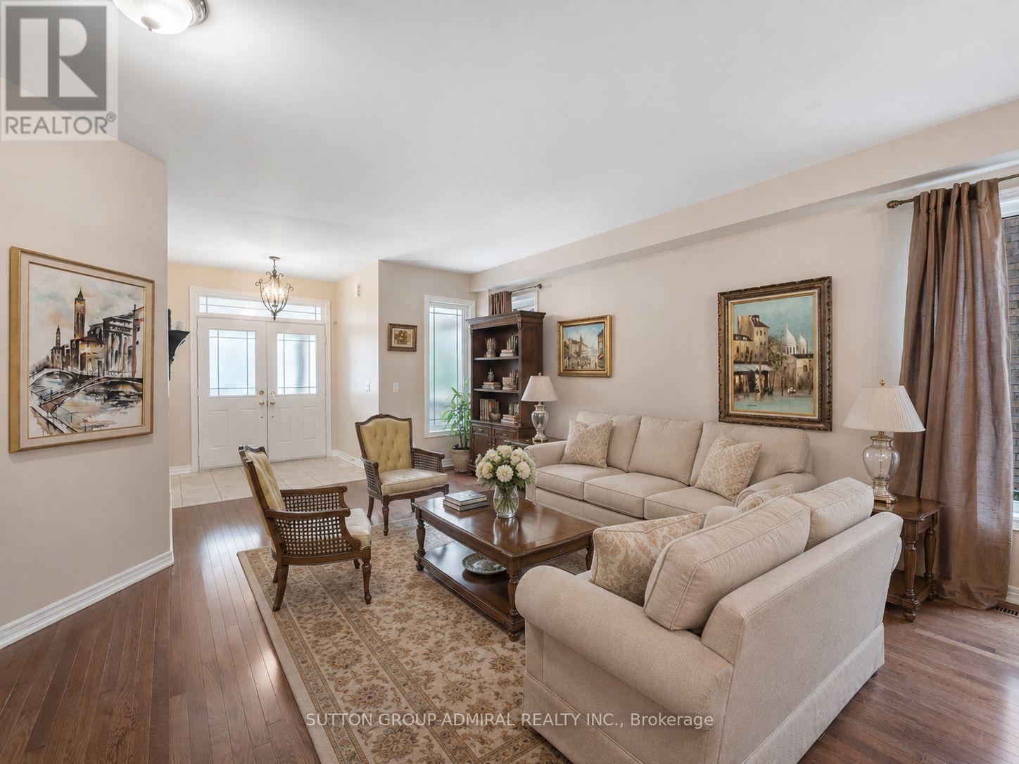 23 Kerr Lane, Aurora, Ontario  L4G 0E5 - Photo 6 - N13654034