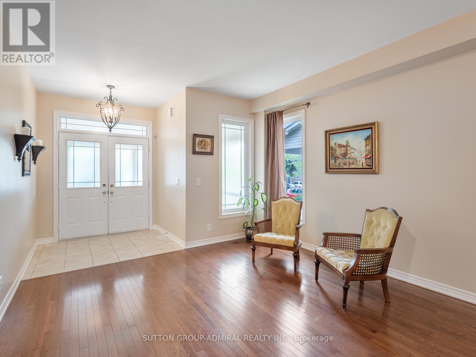 23 Kerr Lane, Aurora, Ontario  L4G 0E5 - Photo 7 - N13654034