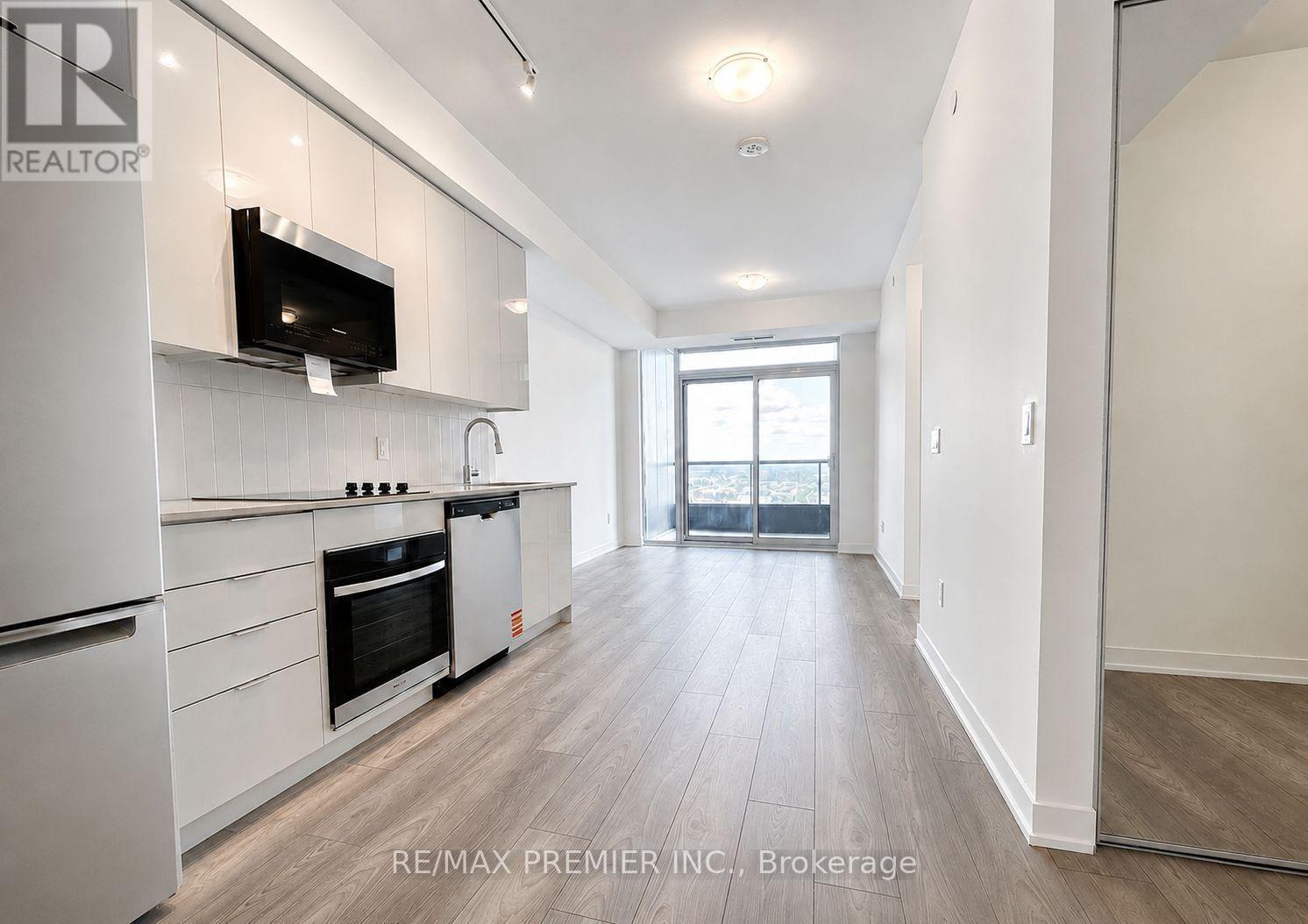 1707 - 474 Caldari Road, Vaughan, Ontario  L4K 0R5 - Photo 2 - N13654074