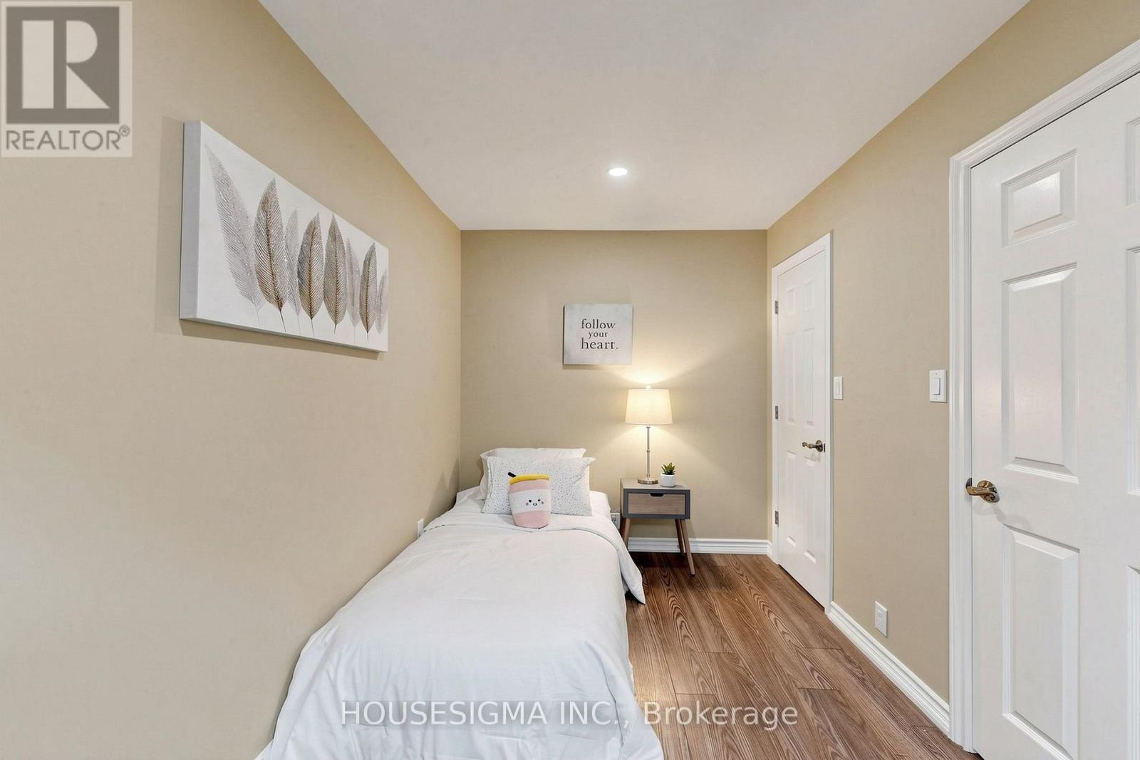 96 Oak Avenue, East Gwillimbury, Ontario  L4N 1A3 - Photo 12 - N13654092