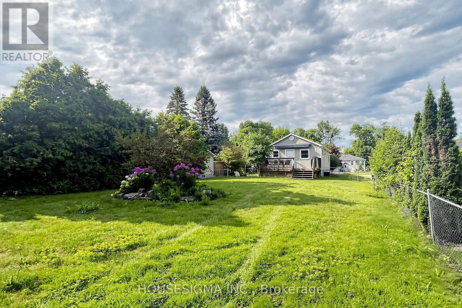 96 Oak Avenue, East Gwillimbury, Ontario  L4N 1A3 - Photo 23 - N13654092