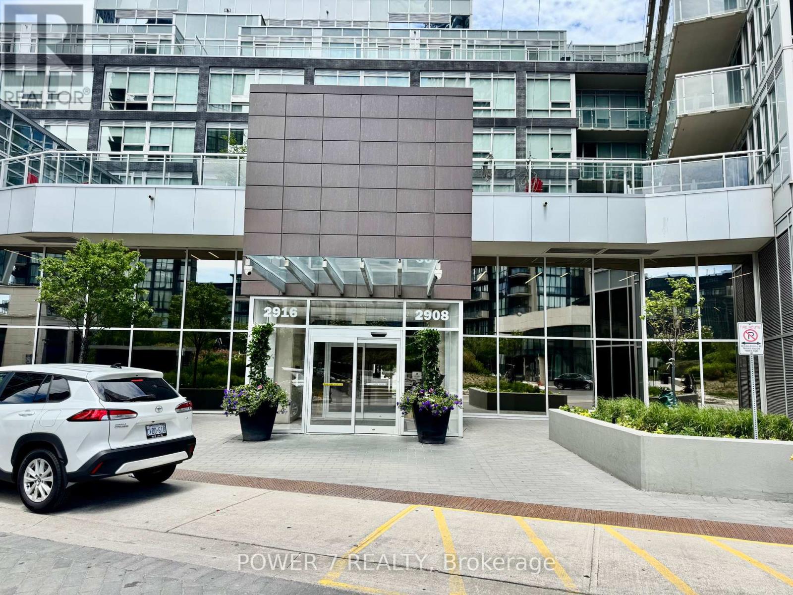 319 - 2908 Highway 7 Road, Vaughan, Ontario  L4K 0K5 - Photo 3 - N13654138