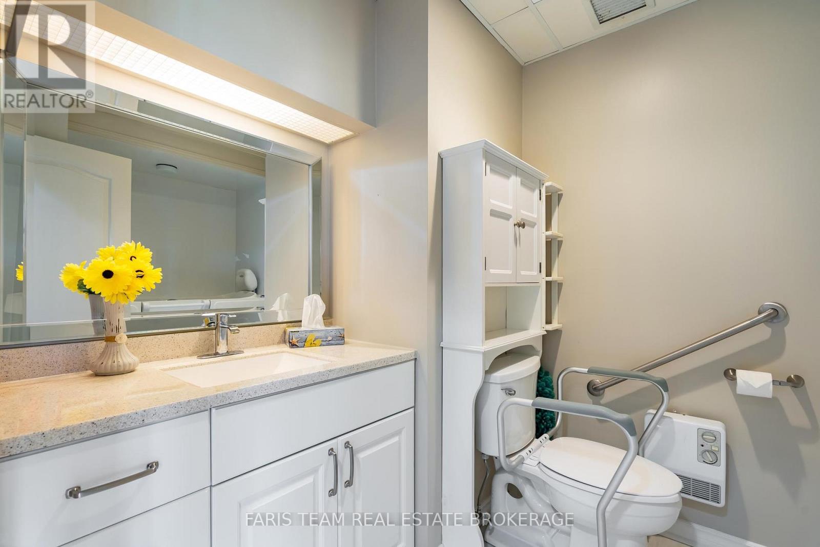 82 - 74 Ross Street, Barrie, Ontario  L4N 1G3 - Photo 20 - S13654082