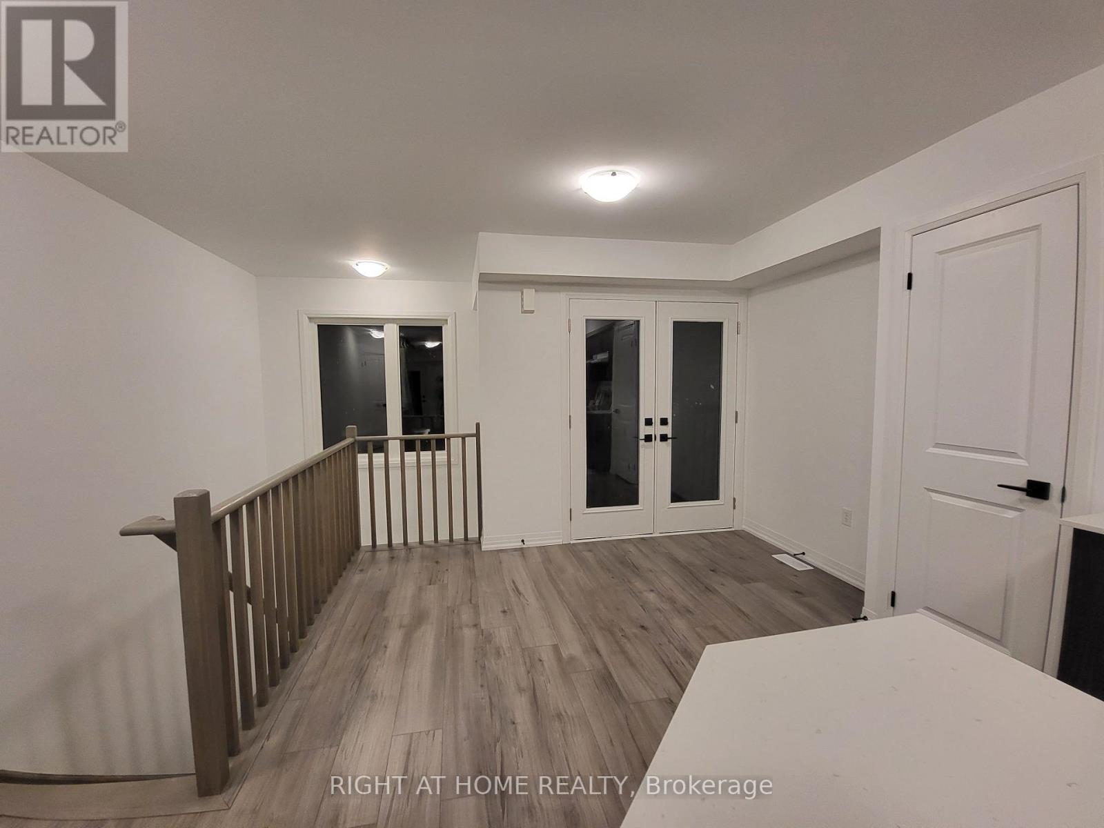 23 Fairlane Avenue, Barrie (Painswick South), Ontario L9J 0N1 - Photo 15 - S13654096