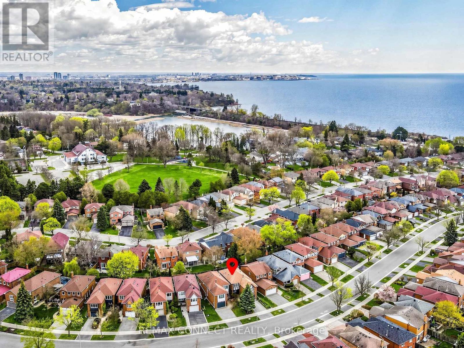 60 Starspray Boulevard, Toronto, Ontario M1C 4P3 - Photo 31 - E13606096