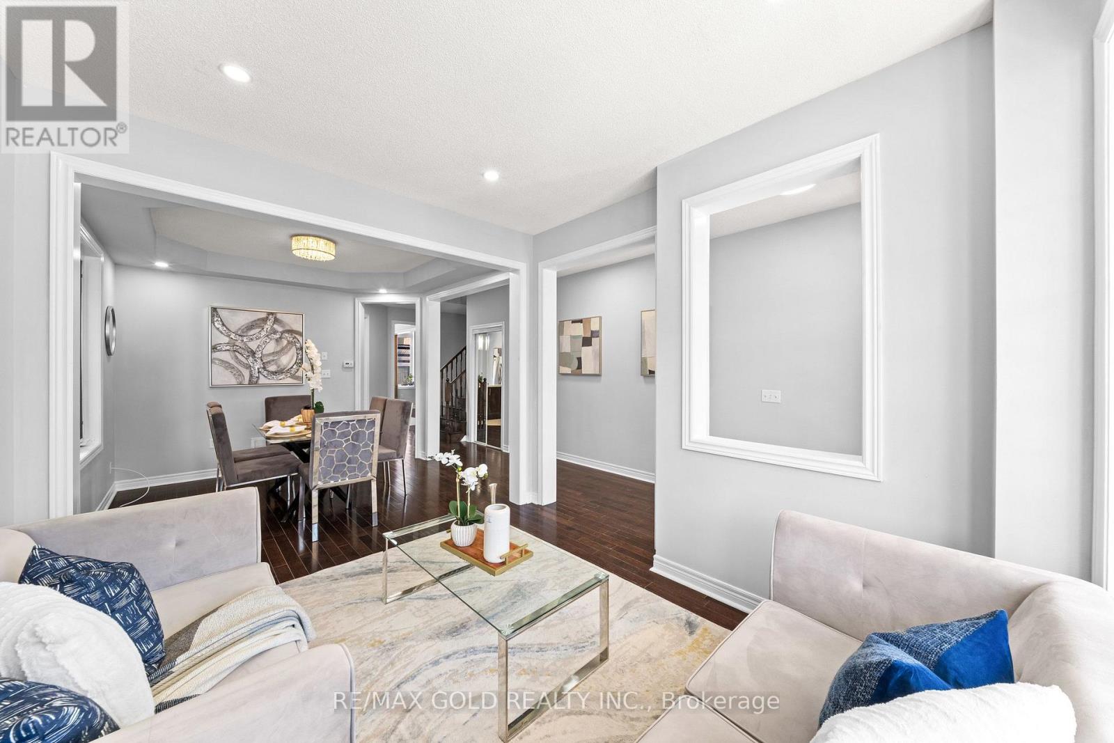 54 Blazing Star Drive, Brampton, Ontario  L6R 3E7 - Photo 7 - W13654032