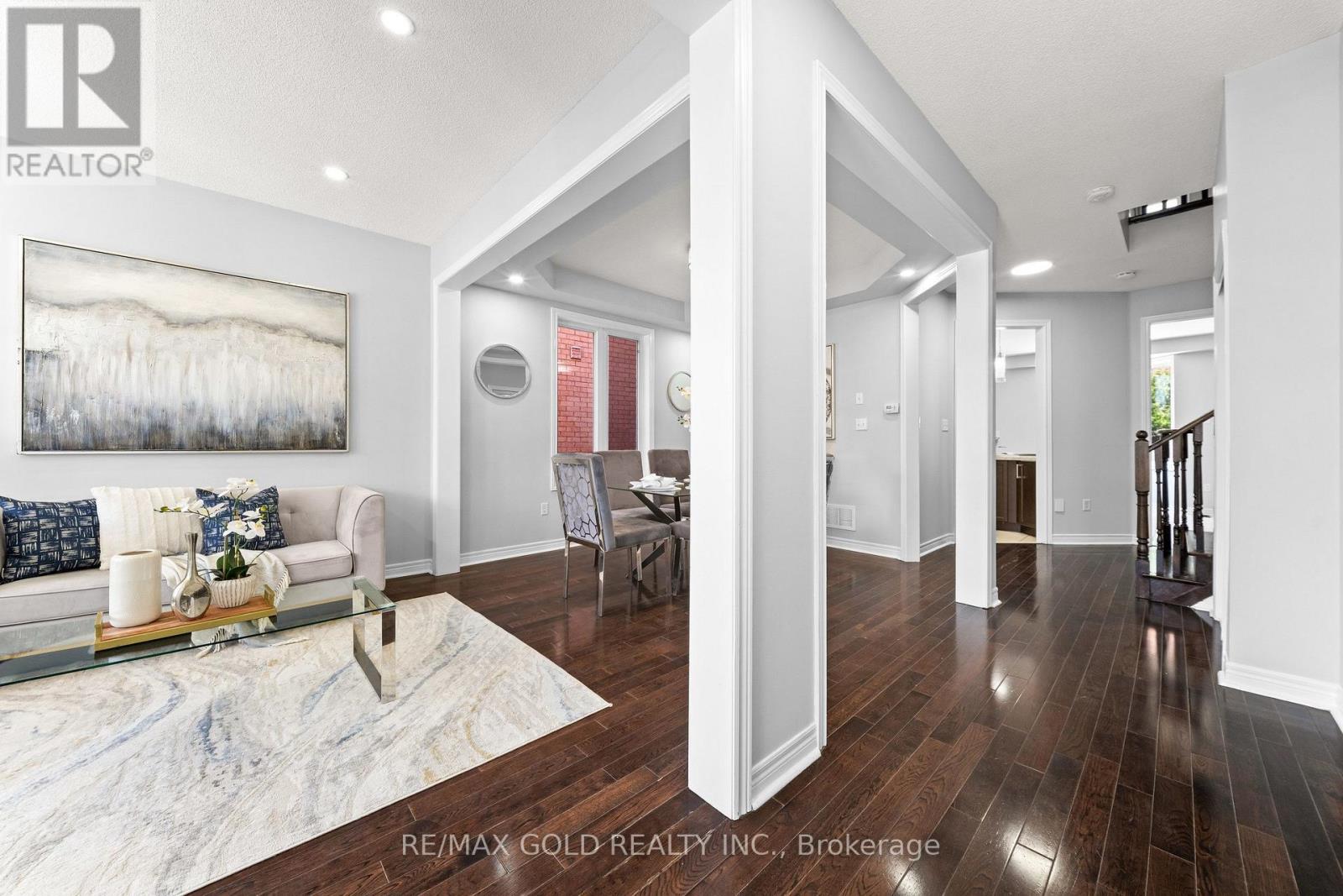54 Blazing Star Drive, Brampton, Ontario  L6R 3E7 - Photo 8 - W13654032