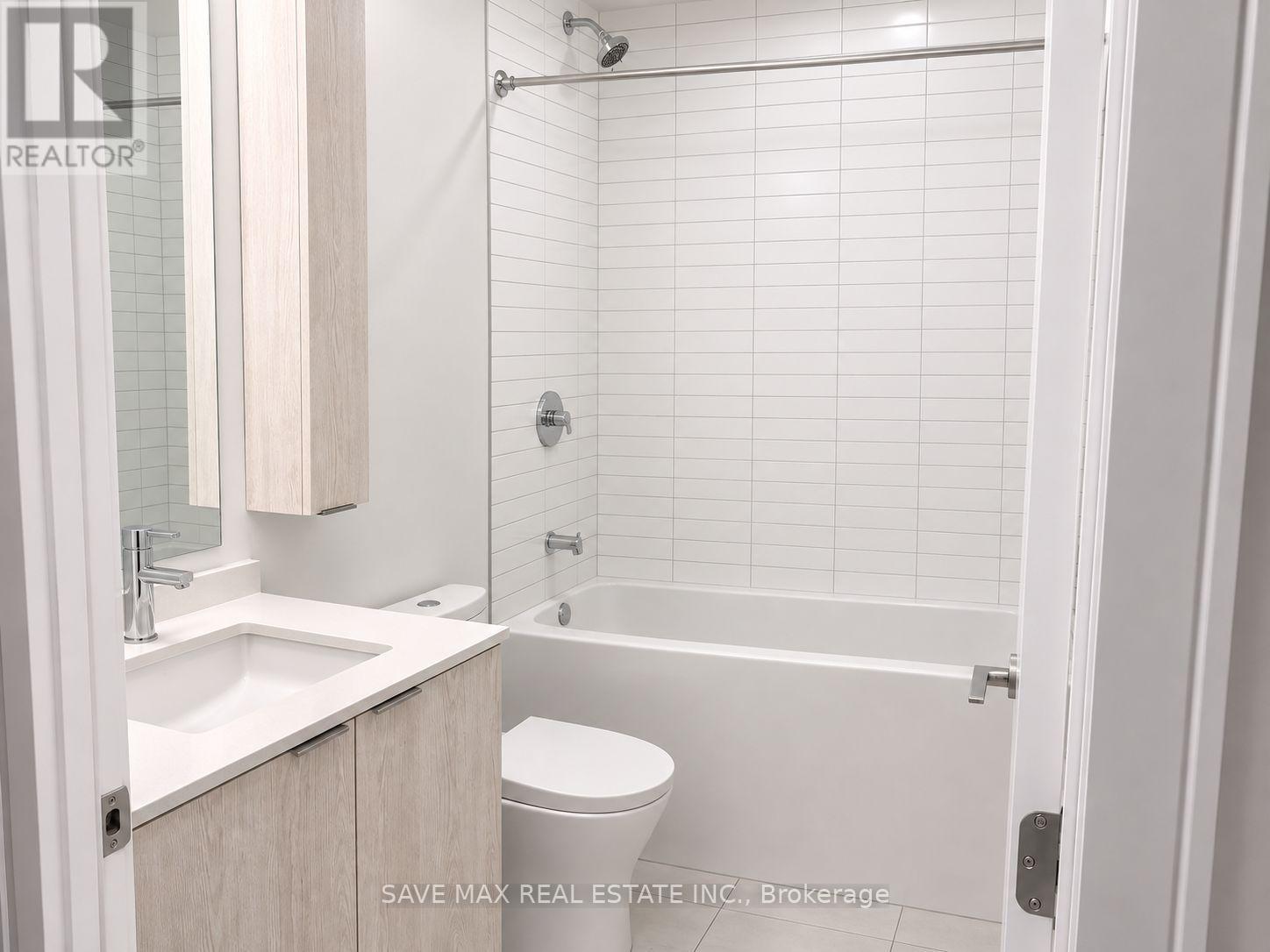 1410 - 86 Dundas Street E, Mississauga, Ontario  L5A 1W4 - Photo 3 - W13654038
