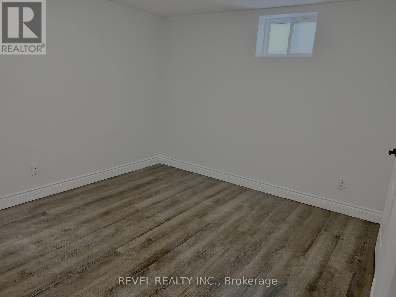 Lower - 636 Scarlett Road S, Toronto, Ontario  M9P 2S9 - Photo 16 - W13654112