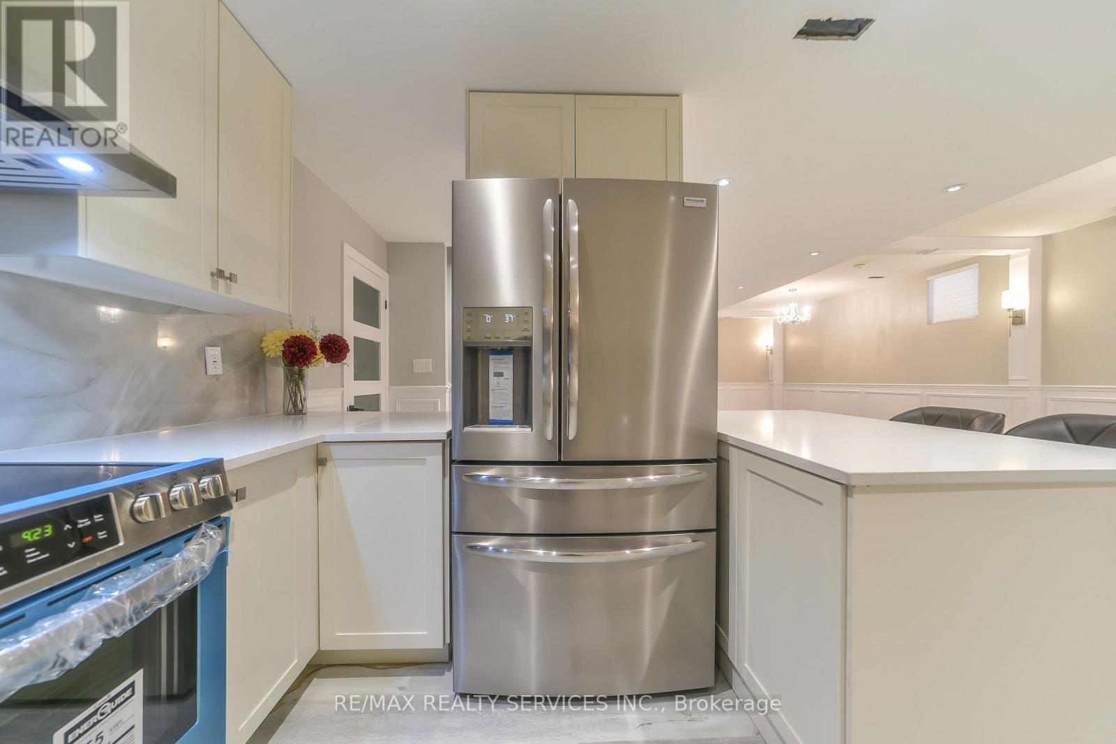 Bsmt - 20 Malaspina Close, Brampton, Ontario  L6Y 6E2 - Photo 22 - W13654114