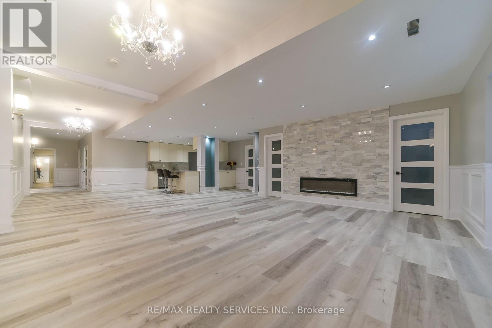 Bsmt - 20 Malaspina Close, Brampton, Ontario  L6Y 6E2 - Photo 3 - W13654114