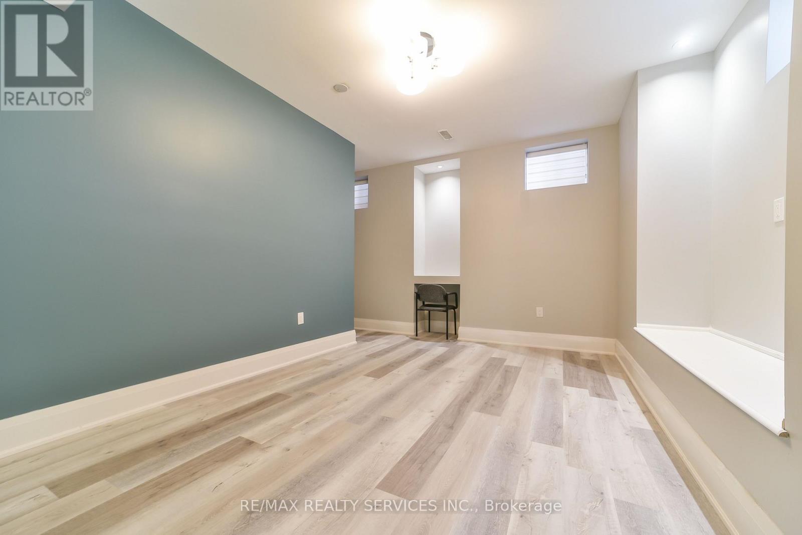 Bsmt - 20 Malaspina Close, Brampton, Ontario  L6Y 6E2 - Photo 31 - W13654114