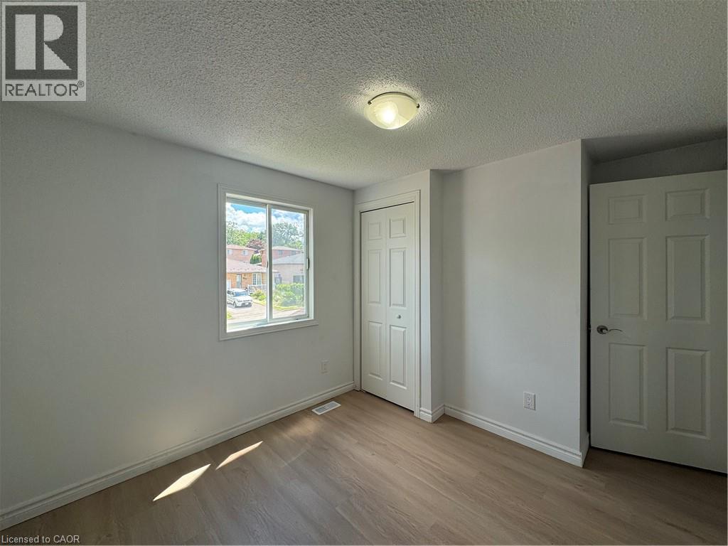 144 Stonyburn Crescent, Cambridge, Ontario  N1R 7X7 - Photo 13 - 40854366