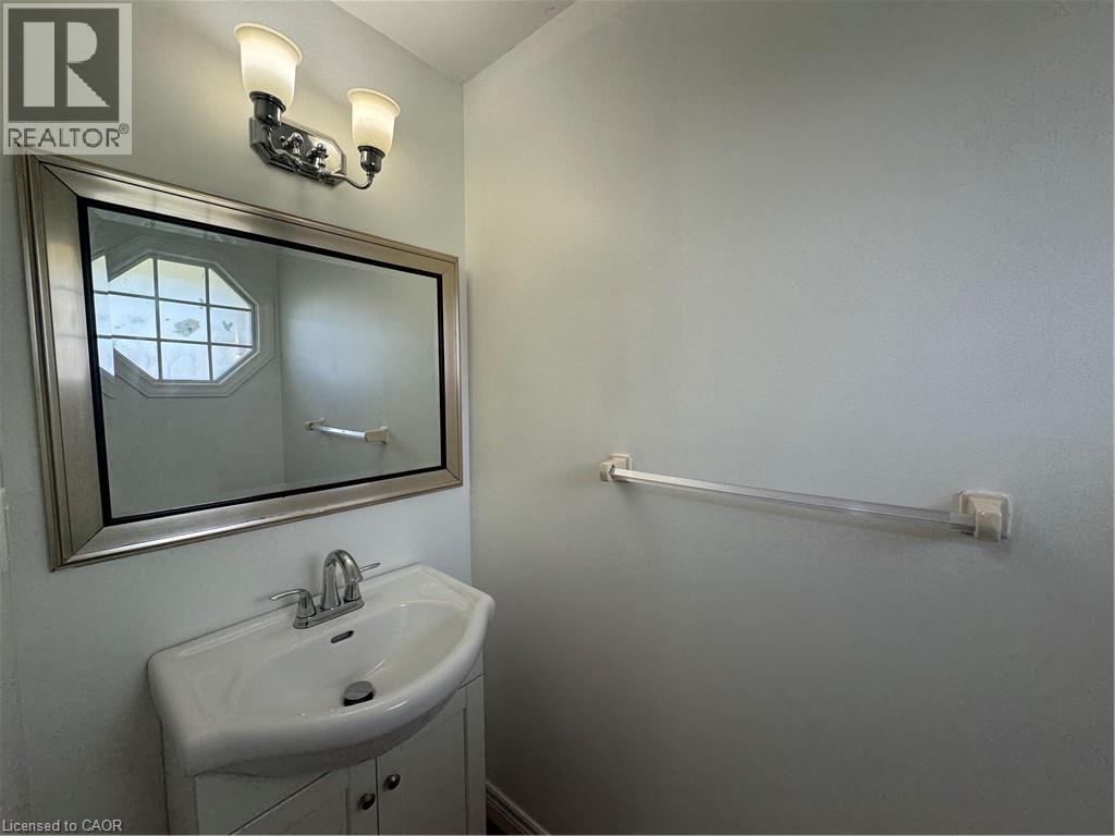 144 Stonyburn Crescent, Cambridge, Ontario  N1R 7X7 - Photo 9 - 40854366