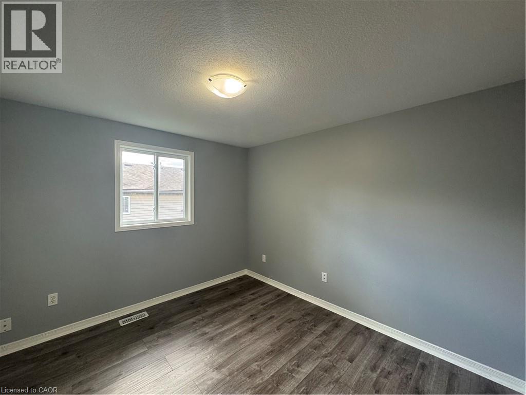51 Critcher Avenue, Cambridge, Ontario  N1T 2C6 - Photo 11 - 40854133