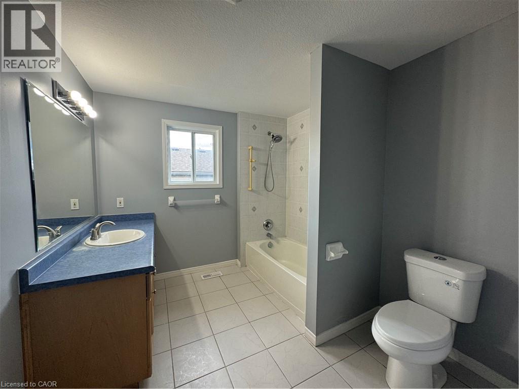 51 Critcher Avenue, Cambridge, Ontario  N1T 2C6 - Photo 13 - 40854133