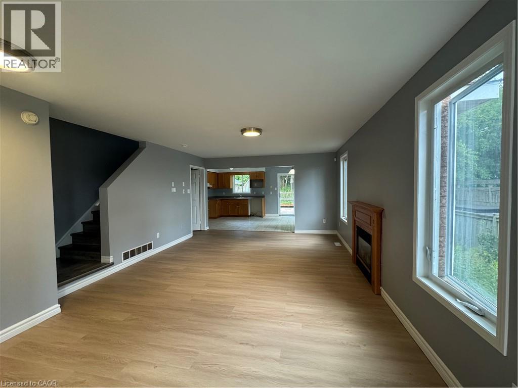 51 Critcher Avenue, Cambridge, Ontario  N1T 2C6 - Photo 3 - 40854133