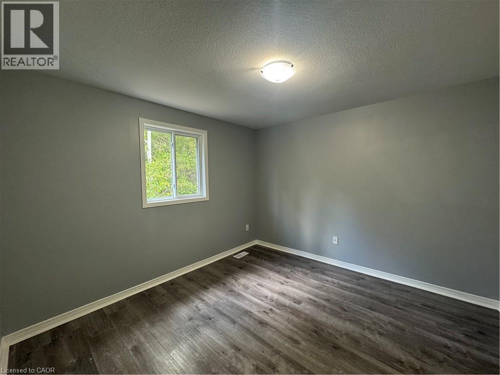 51 Critcher Avenue, Cambridge, Ontario  N1T 2C6 - Photo 9 - 40854133