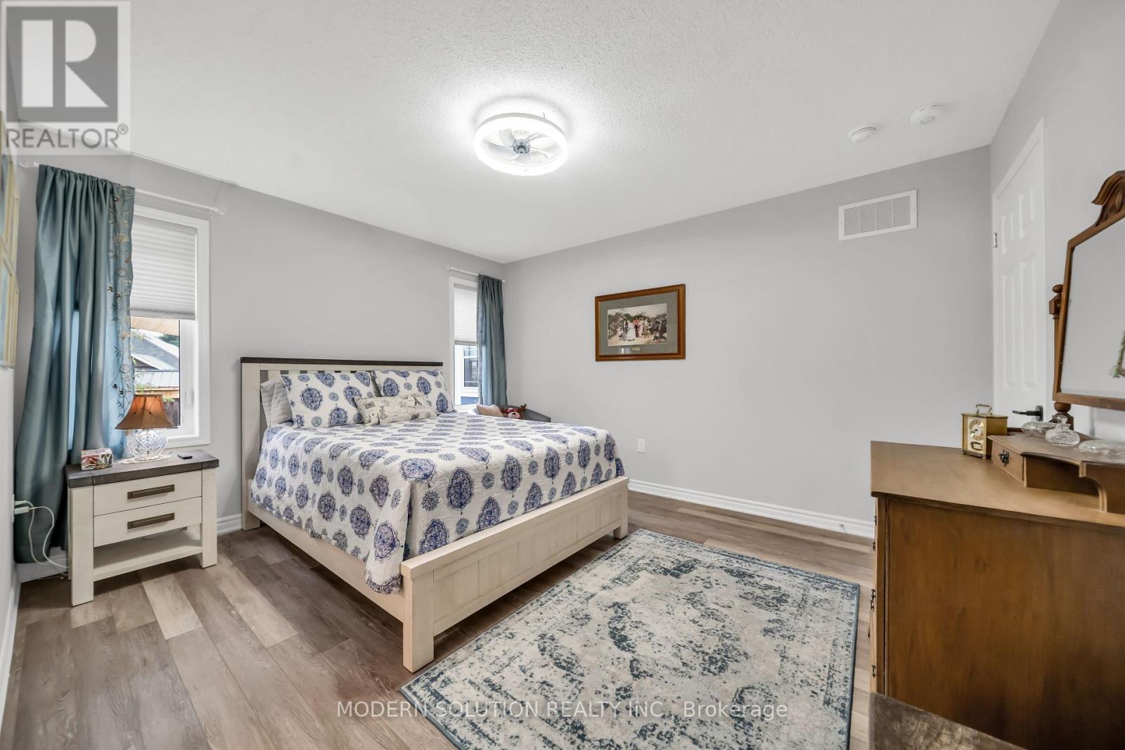 16 Stother Crescent, Bracebridge, Ontario  P1L 0G2 - Photo 24 - X13654056