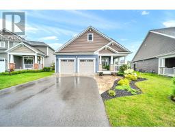 16 STOTHER CRESCENT, Bracebridge, Ontario
