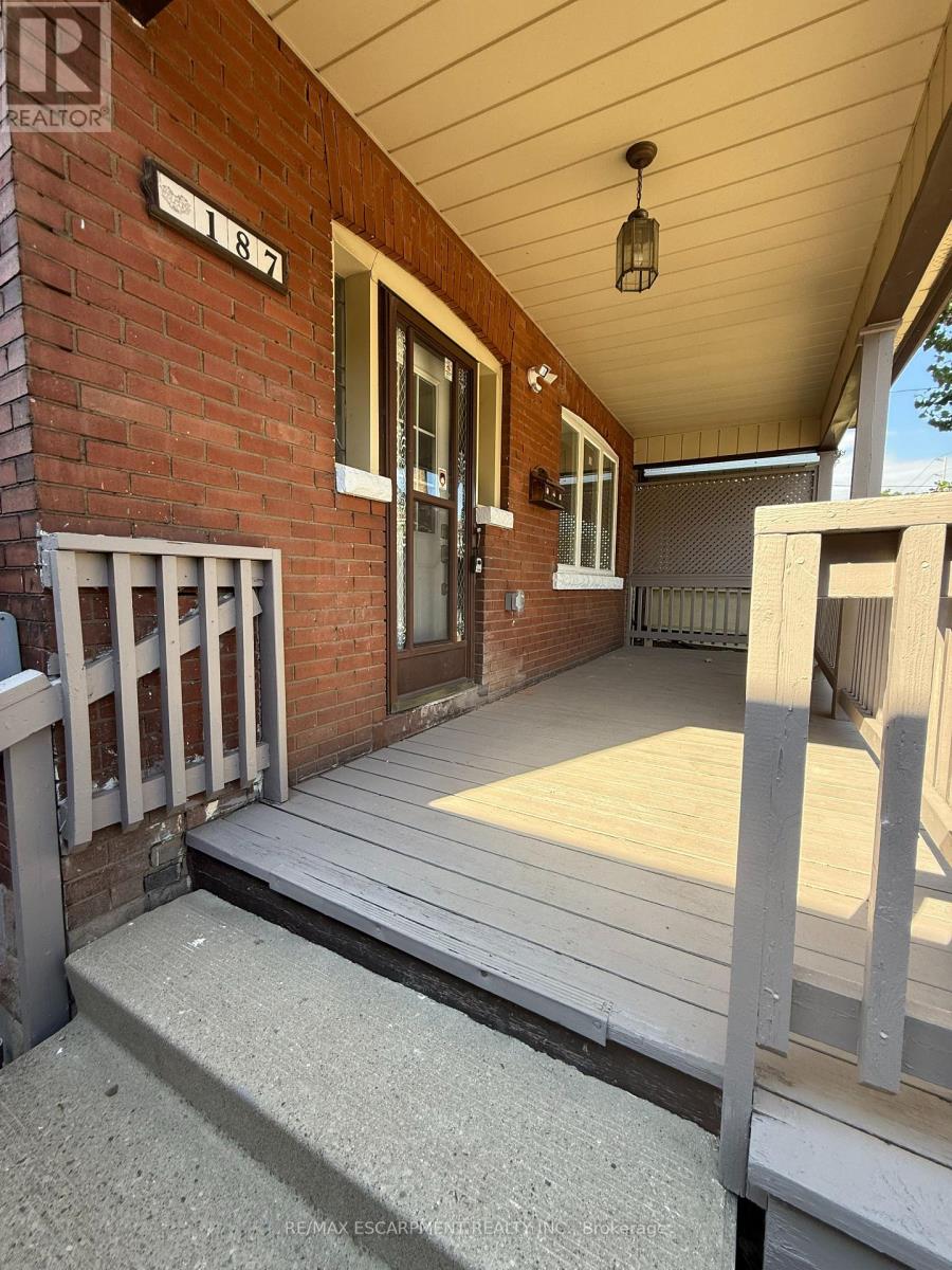 Main - 187 Stirton Street, Hamilton, Ontario  L8L 6G7 - Photo 3 - X13654130