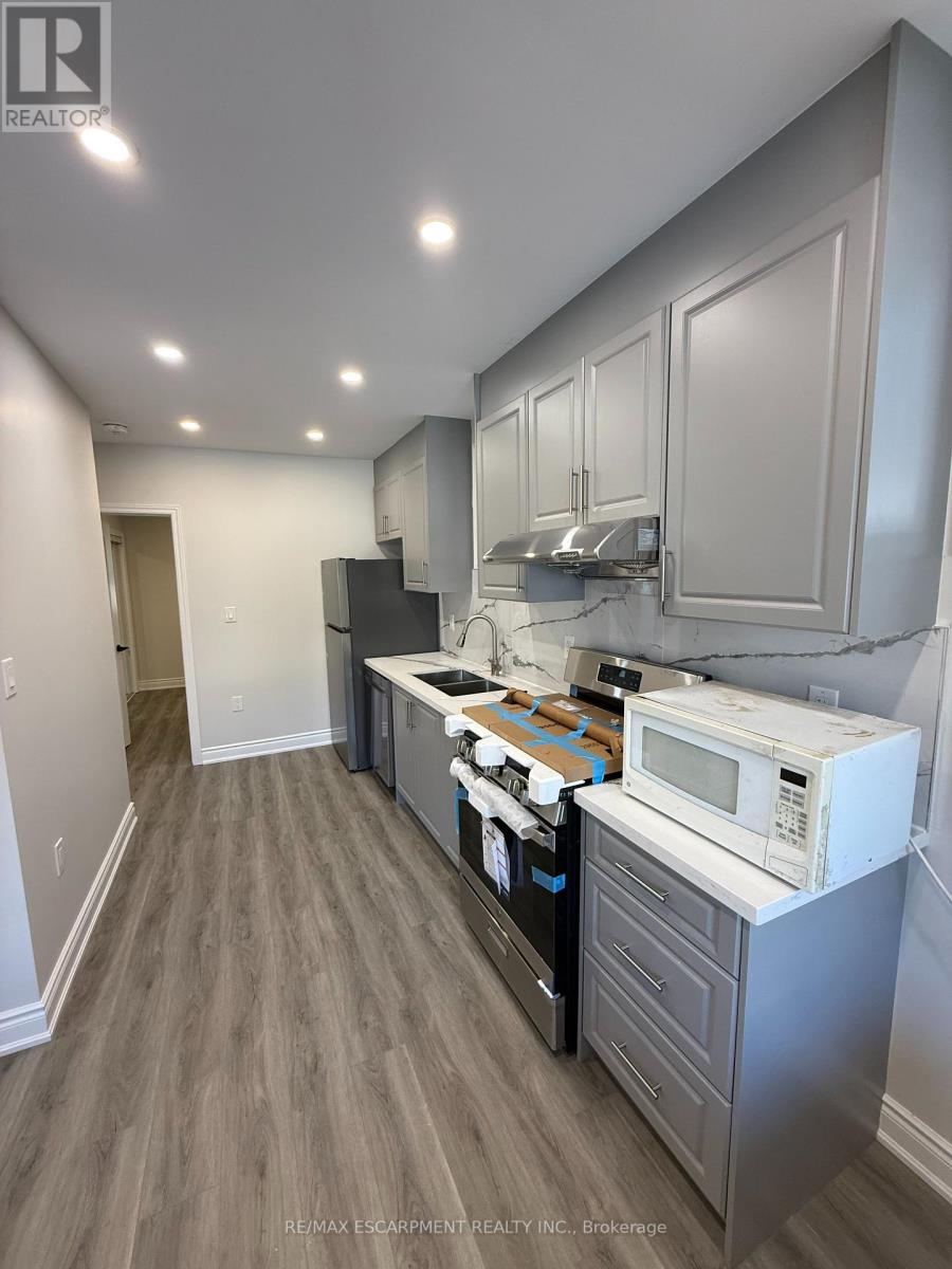 Main - 187 Stirton Street, Hamilton, Ontario  L8L 6G7 - Photo 7 - X13654130