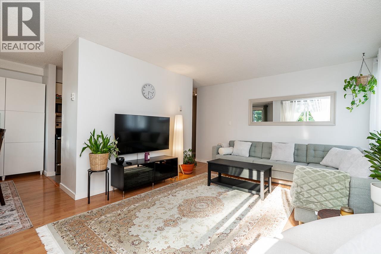 704 9541 Erickson Drive, Burnaby, British Columbia  V3J 7N8 - Photo 12 - R3153893