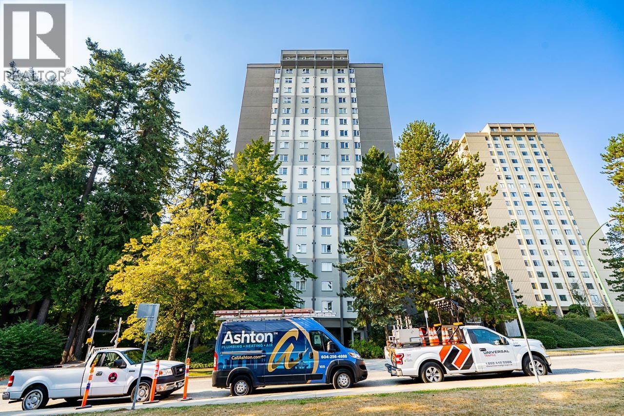 704 9541 Erickson Drive, Burnaby, British Columbia  V3J 7N8 - Photo 2 - R3153893