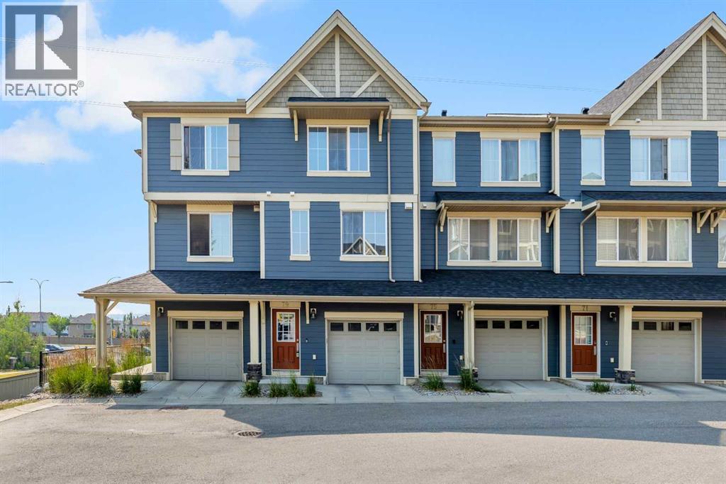 79 Evansview Gardens NW, Calgary, Alberta  T3P 0L2 - Photo 2 - A2334811