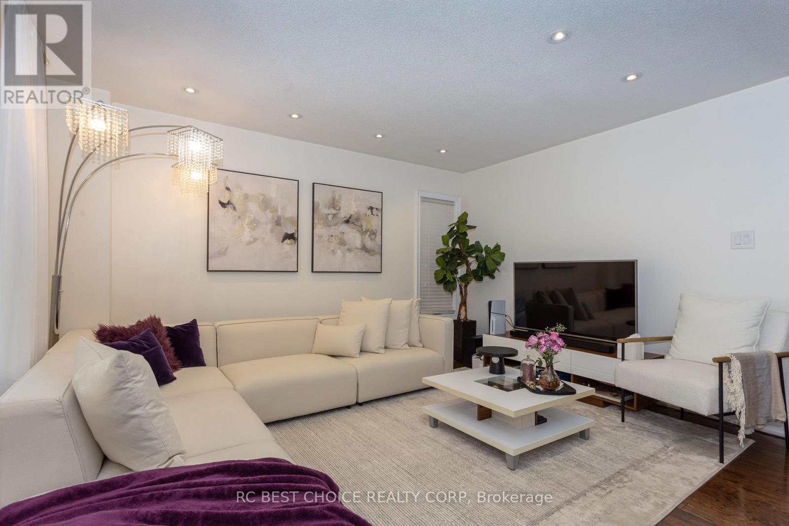 68 Carron Avenue, Vaughan, Ontario  L6A 1Y6 - Photo 6 - N13628264