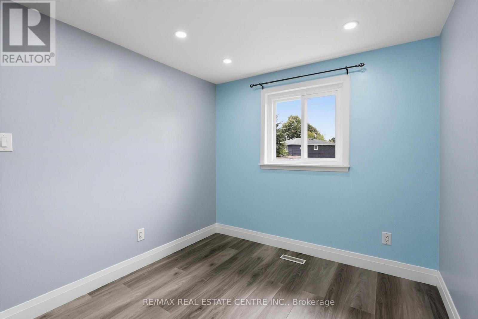 Main - 33 Garside Crescent, Brampton, Ontario  L6S 1H5 - Photo 26 - W13654068