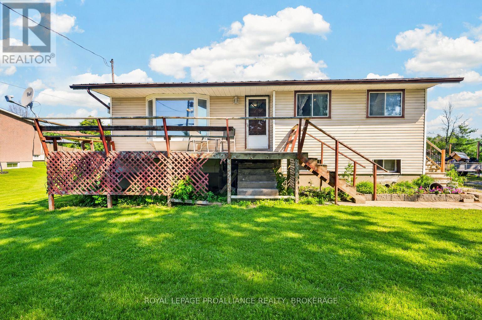 3670 Smith Road, Kingston, Ontario K7P 2Y7 - Photo 2 - X13644858