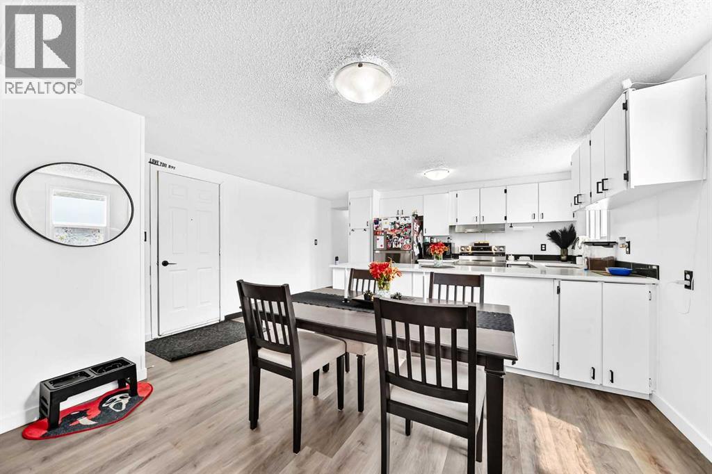 350, 3223 83 Street NW, Calgary, Alberta  T3B 5N9 - Photo 11 - A2334552