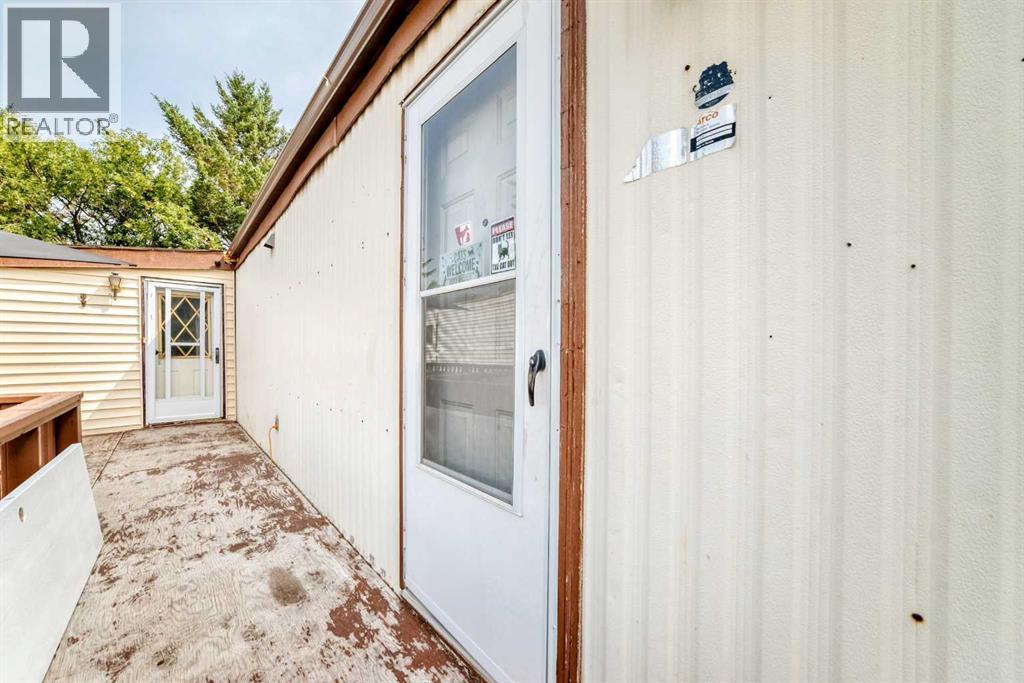 350, 3223 83 Street NW, Calgary, Alberta  T3B 5N9 - Photo 4 - A2334552