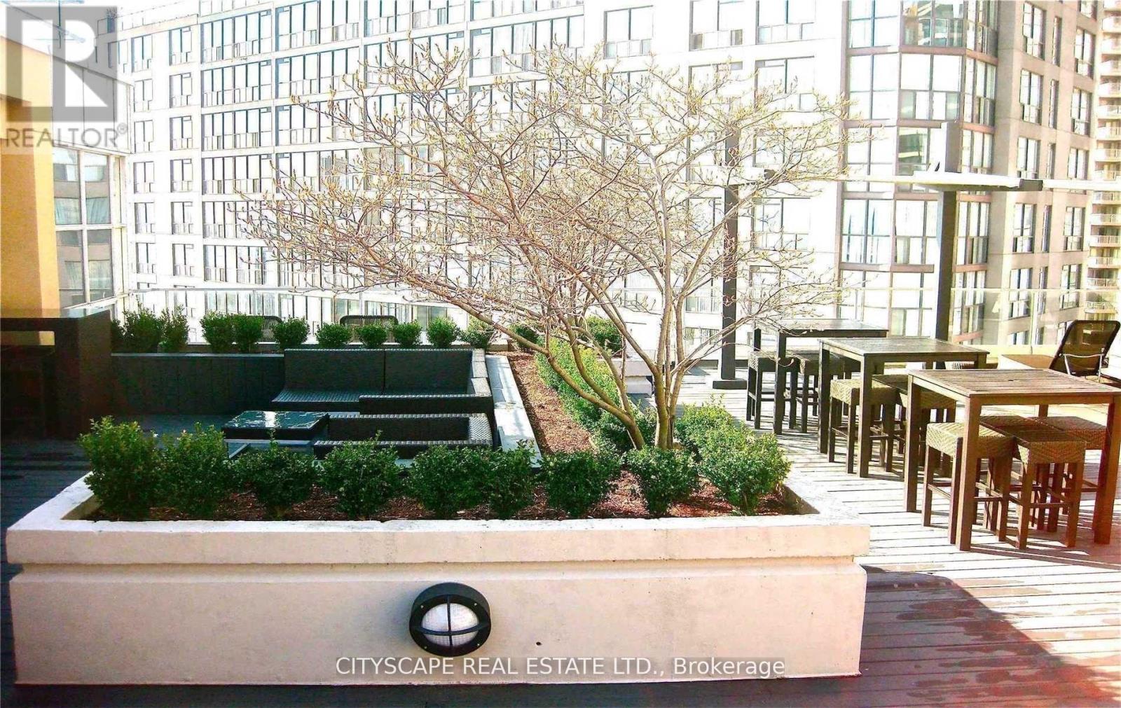1210 - 11 St Joseph Street, Toronto, Ontario  M4Y 1J8 - Photo 16 - C13654146