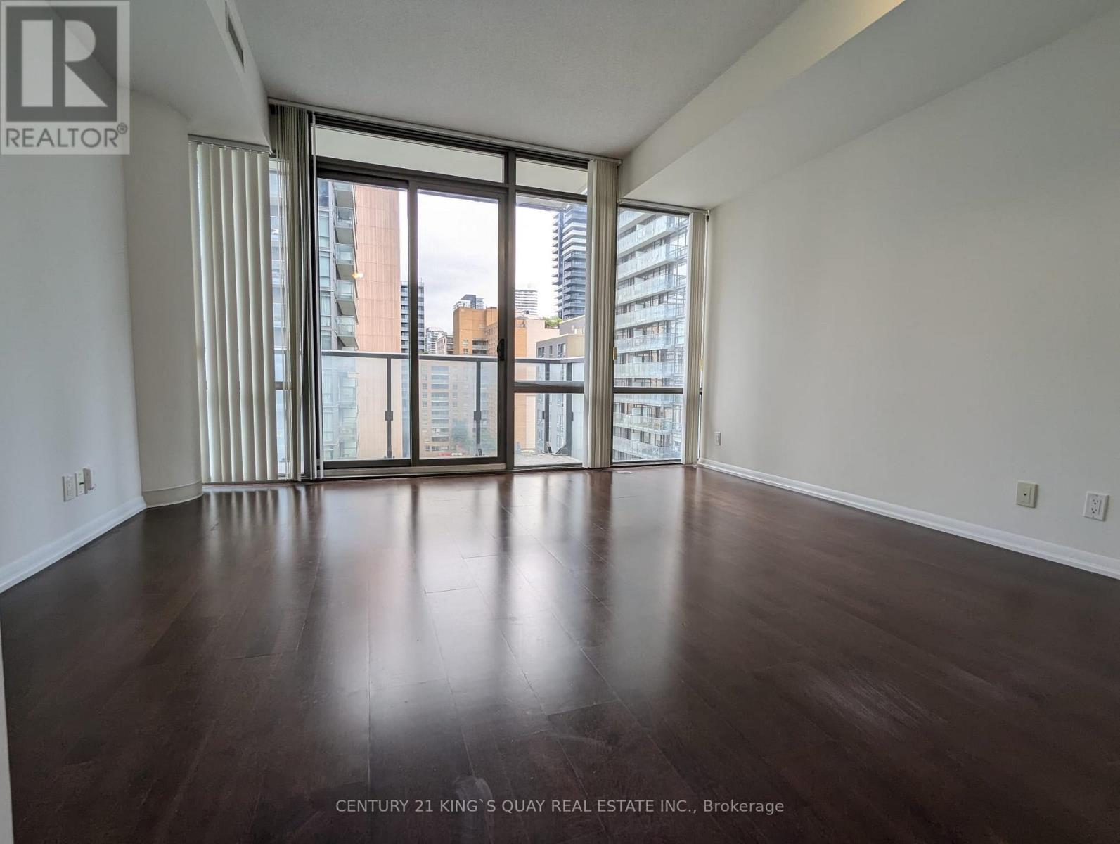 906 - 832 Bay Street, Toronto, Ontario  M5S 1Z6 - Photo 3 - C13654186