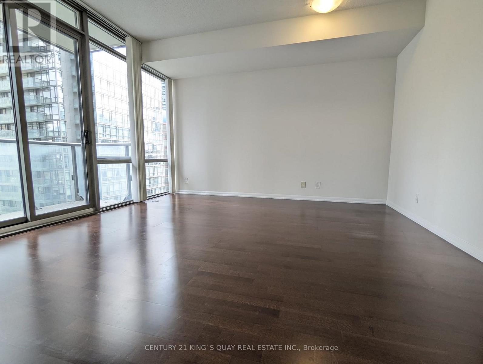906 - 832 Bay Street, Toronto, Ontario  M5S 1Z6 - Photo 4 - C13654186