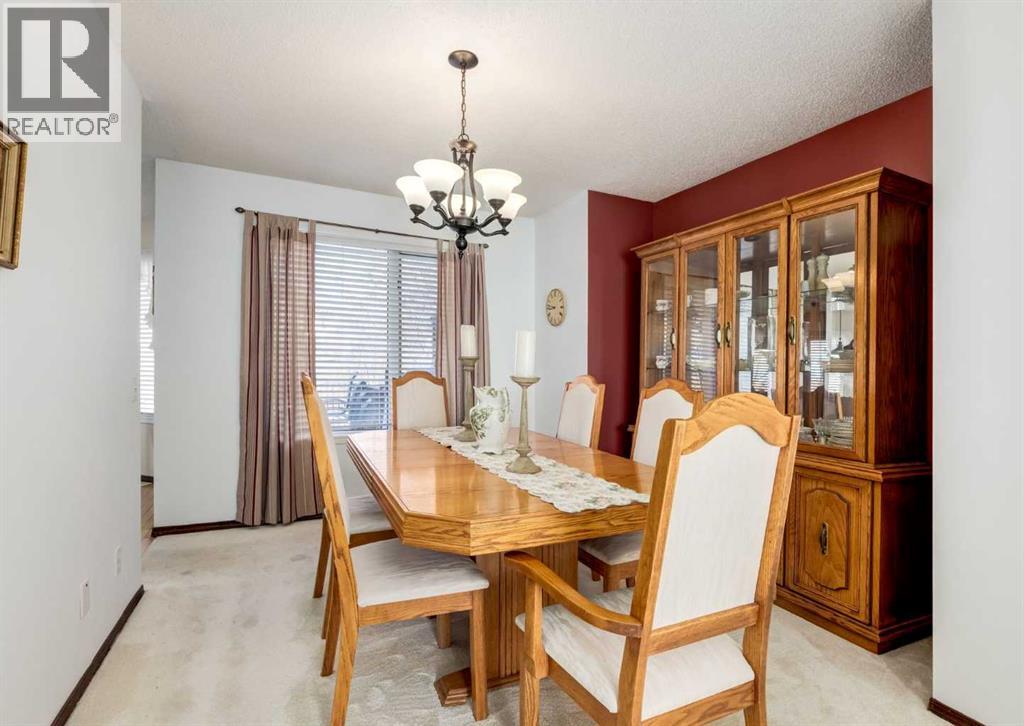 83 Gleneagles Close, Cochrane, Alberta  T4C 1N7 - Photo 12 - A2304283