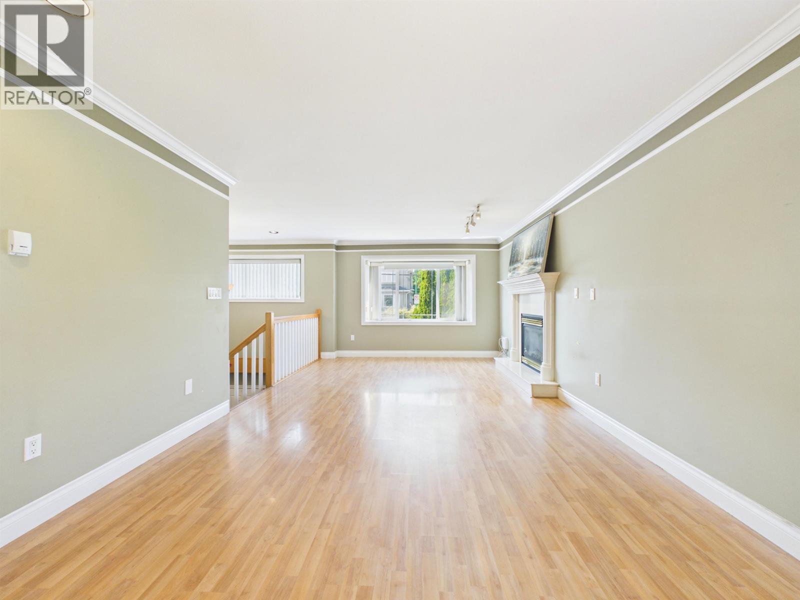 7698 14th Avenue, Burnaby, British Columbia  V3N 2A6 - Photo 7 - R3153936